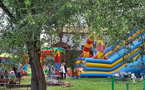 received_1386343365209913
