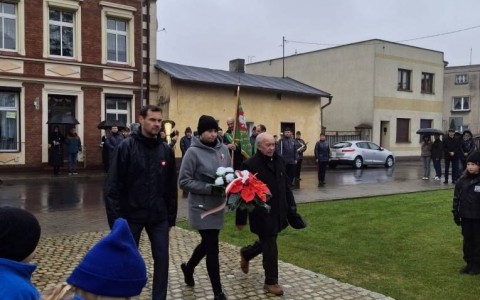 Schowek_11-13-2025_01